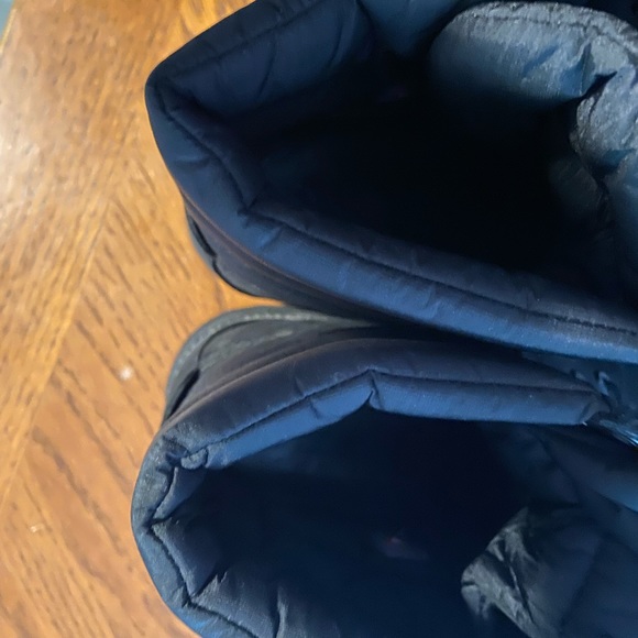 Barely worn - Picture 6 of 6